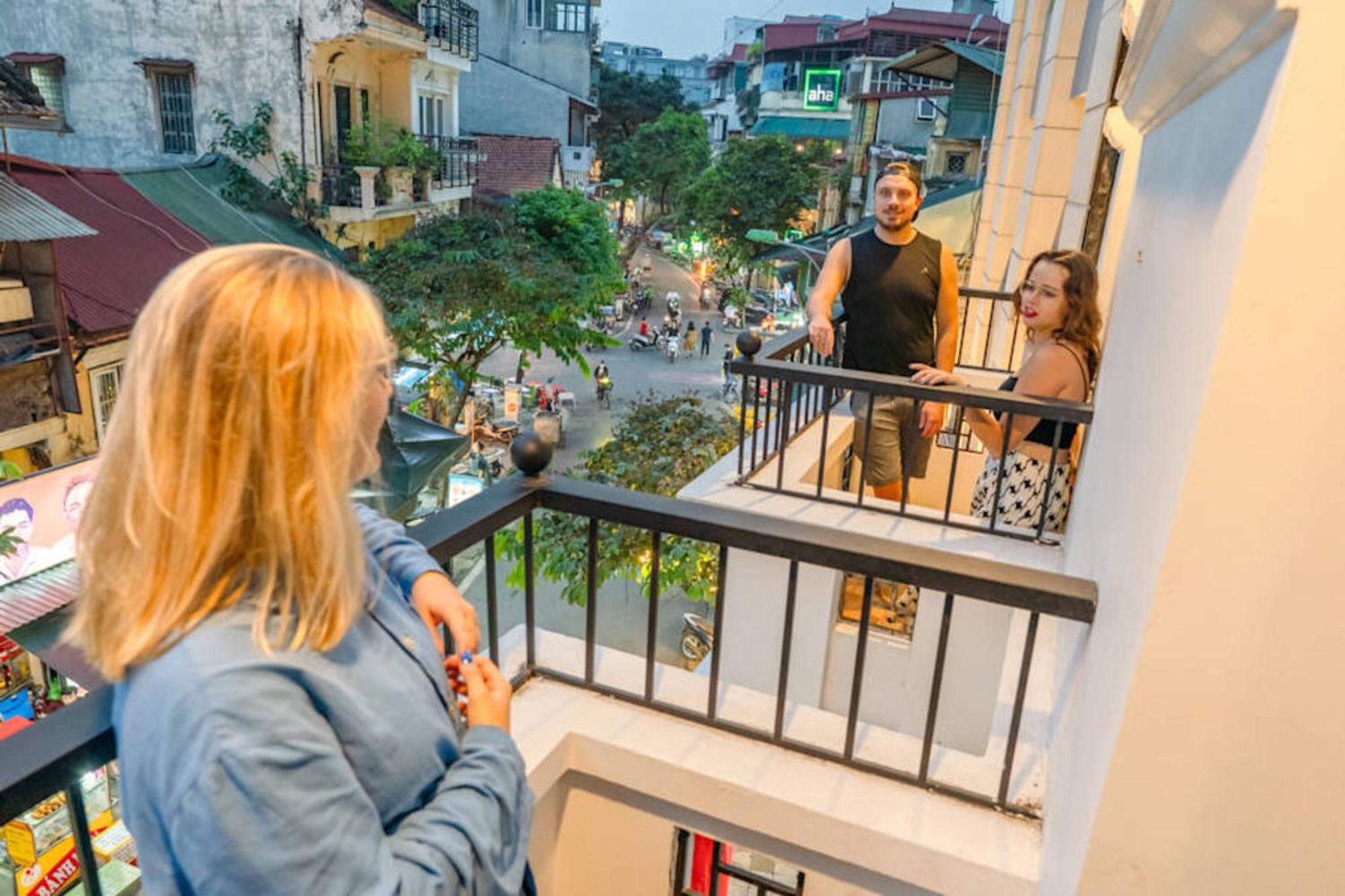 Mad Monkey Hanoi Hostel Luaran gambar
